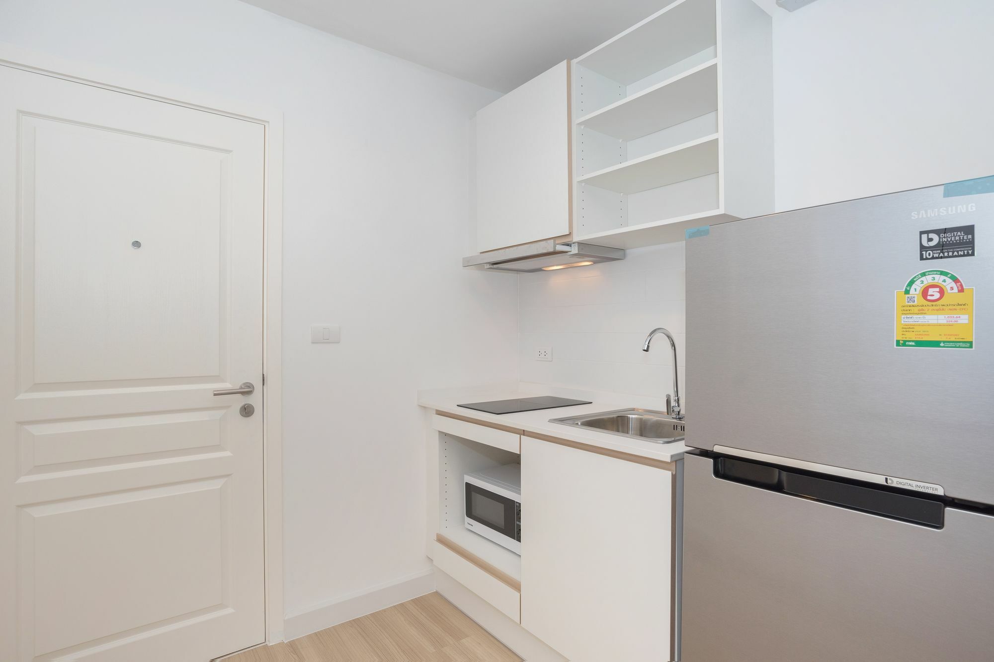 The Nest Sukhumvit 22 By Favstay Банкок Екстериор снимка