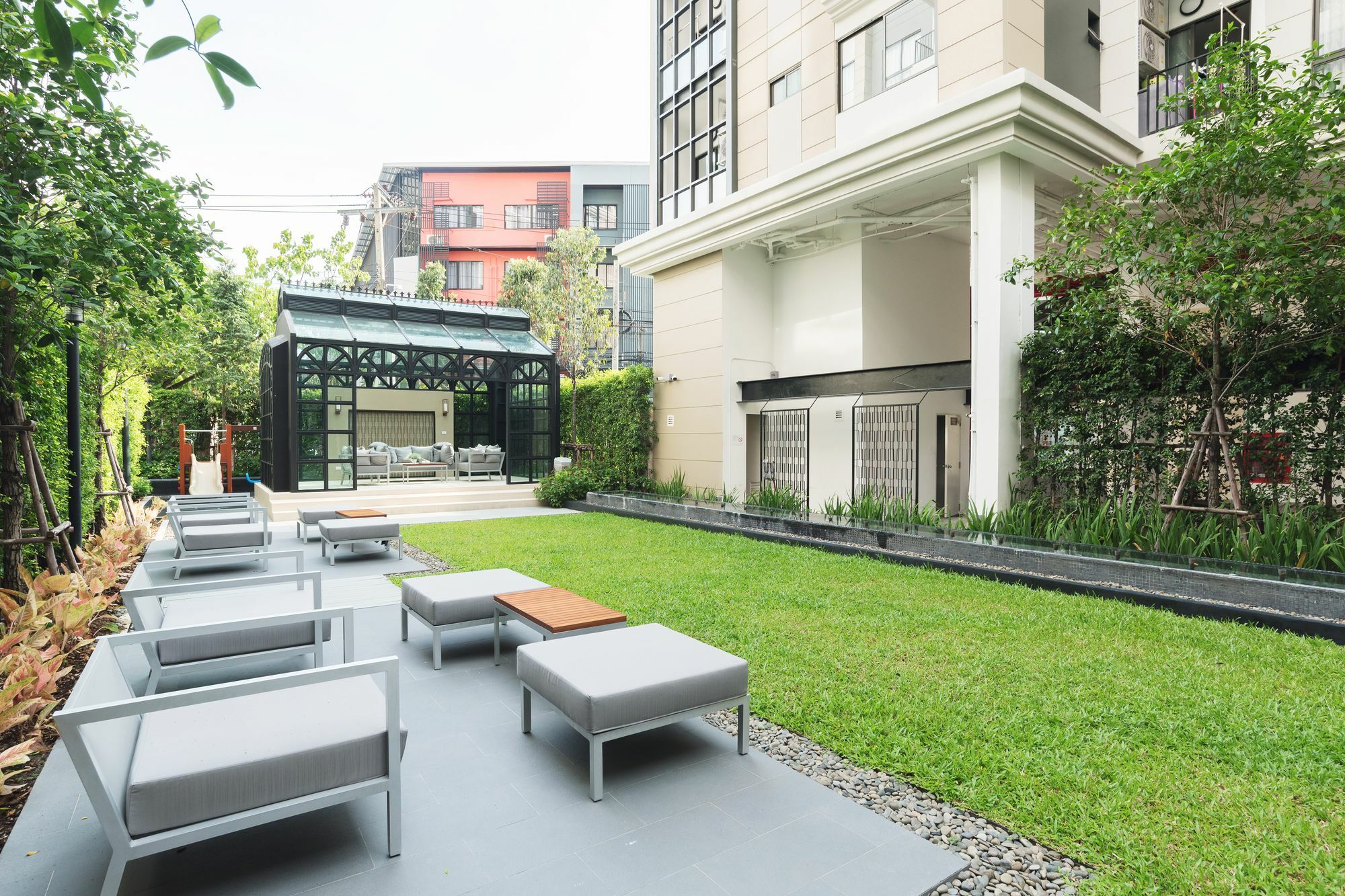 The Nest Sukhumvit 22 By Favstay Банкок Екстериор снимка